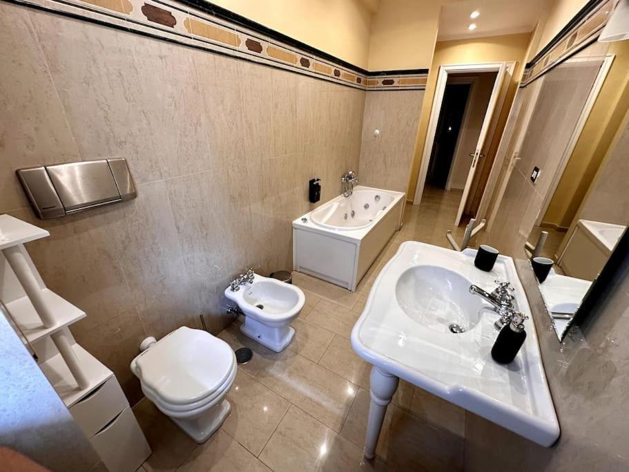 Luxurious Flat Close To The Vatican/Metro Rom Exteriör bild